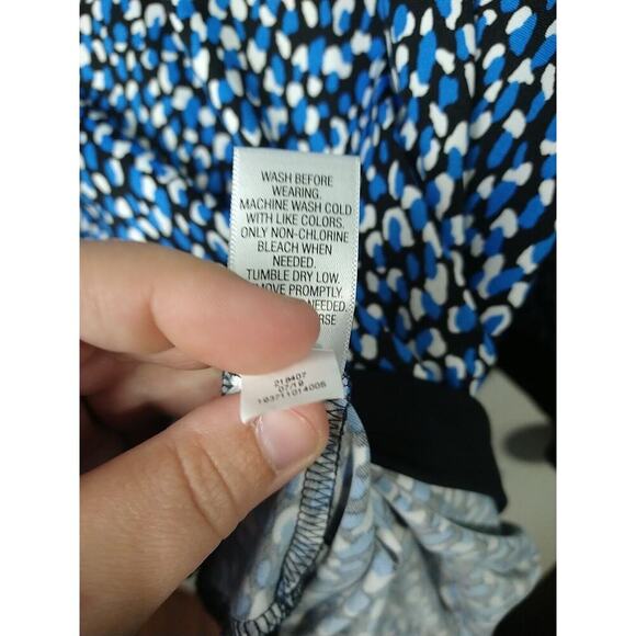 Croft & Barrow Woman XL Blouse Blue White Polkadot Asymmetrical Hemline Business - Picture 7 of 10